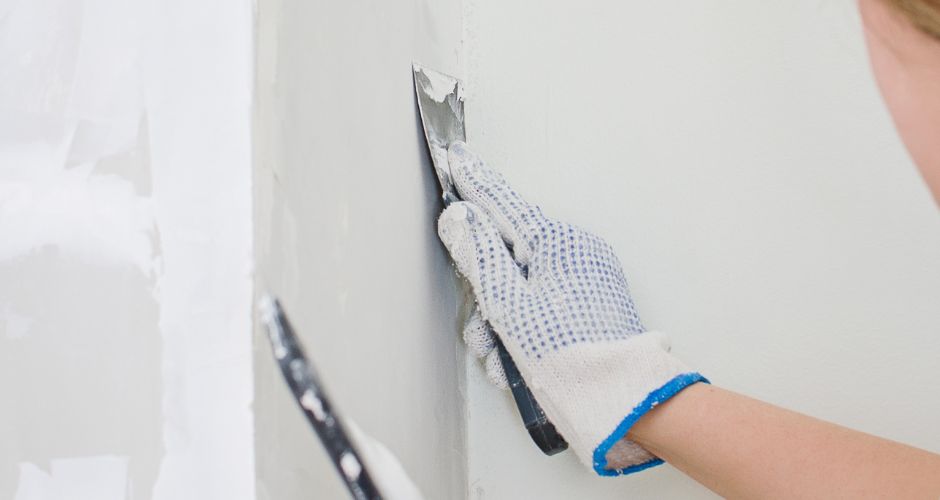 Drywall Repair - DIY or Hire a Pro (3)