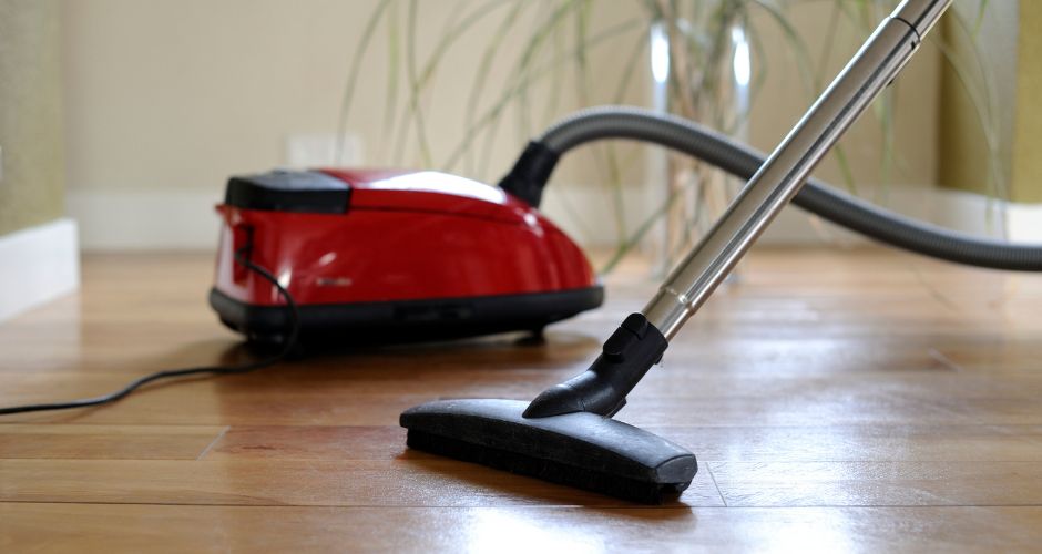 Essential Cleaning Equipment-Cleaner with Vacuum