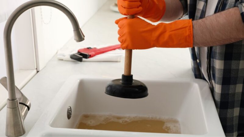 How to Unclog Blocked Drain in Your Home