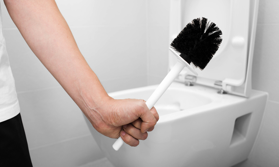 How to Clean Toilet Brushes (Yes, You Should!)