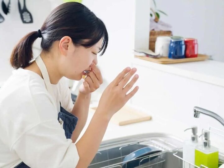 Why Your Sink Smells Bad and How to Get Rid of Odors
